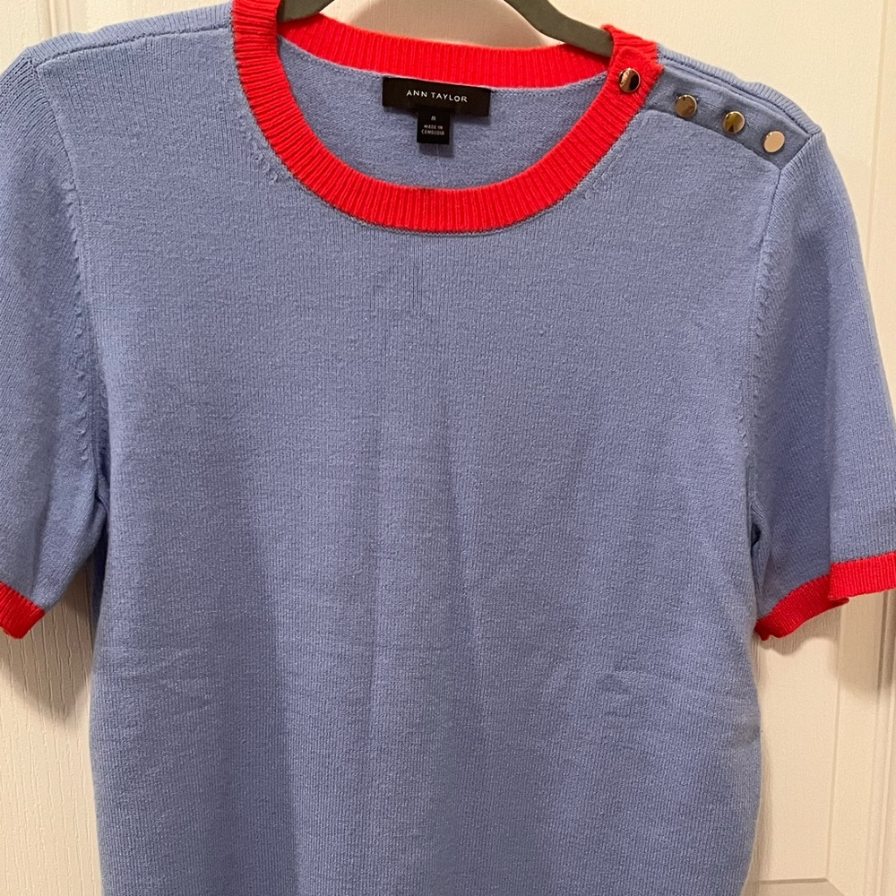 Ann Taylor short sleeve sweater